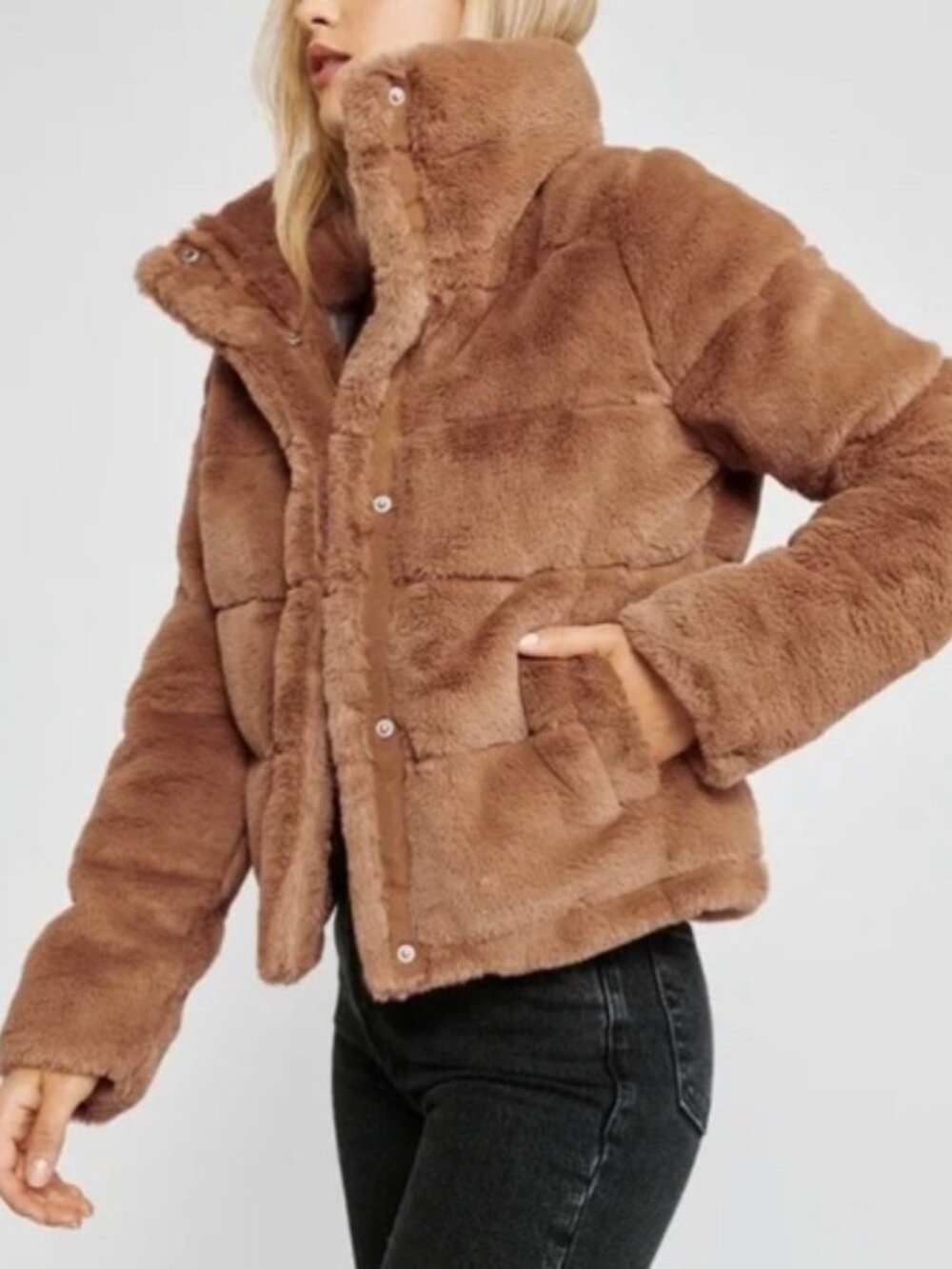 Abercrombie Womens Mini Faux-Fur Puffer Jacket in Brown Sz L - Picture 2 of 4